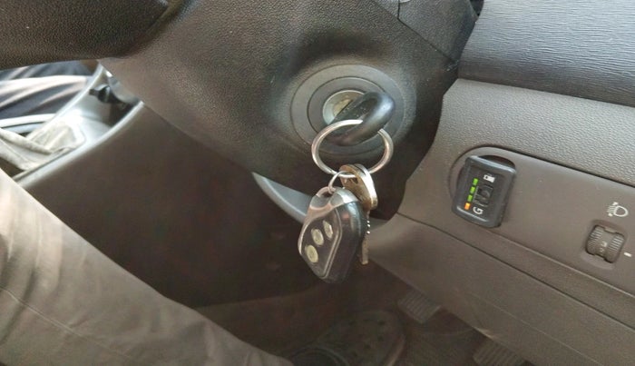 2011 Hyundai i10 MAGNA 1.1, CNG, Manual, 96,919 km, interior