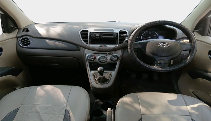 2011 Hyundai i10 MAGNA 1.1, CNG, Manual, 96,919 km, interior