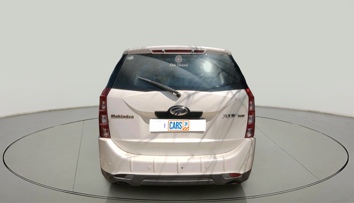 2015 Mahindra XUV500 W8, Diesel, Manual, 1,12,050 km, exterior