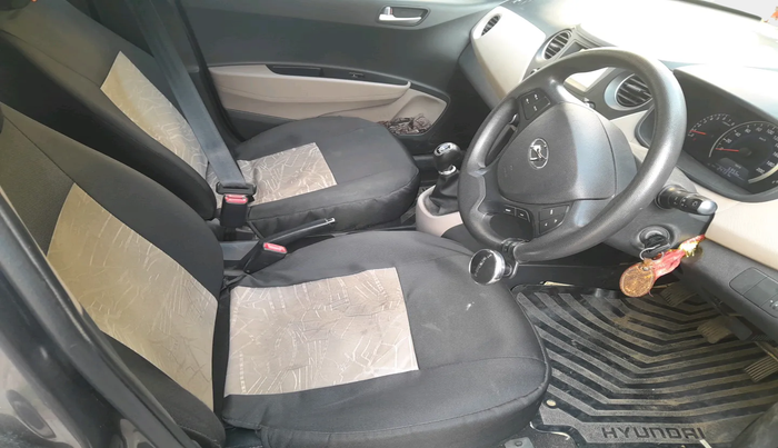 2017 Hyundai Grand i10 SPORTZ 1.2 KAPPA VTVT, Petrol, Manual, 24,737 km, interior