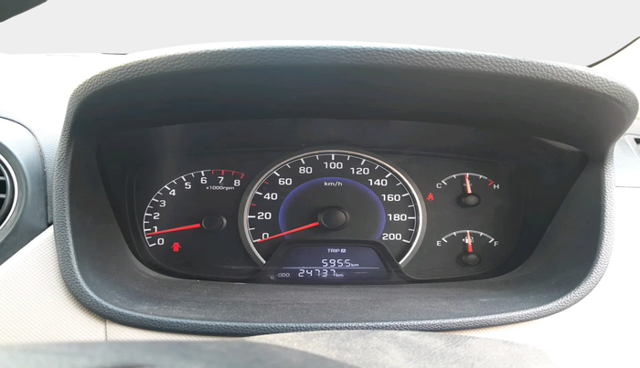 2017 Hyundai Grand i10 SPORTZ 1.2 KAPPA VTVT, Petrol, Manual, 24,737 km, interior