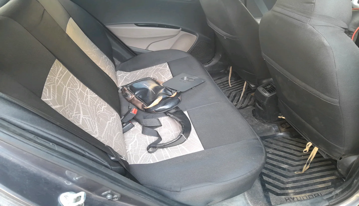 2017 Hyundai Grand i10 SPORTZ 1.2 KAPPA VTVT, Petrol, Manual, 24,737 km, interior