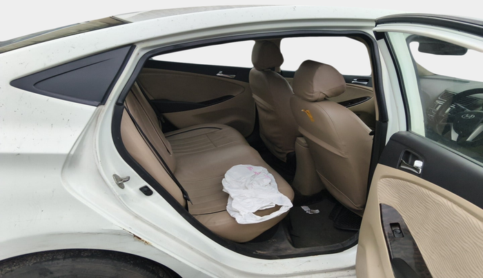 2013 Hyundai Verna FLUIDIC 1.6 VTVT EX, Petrol, Manual, 79,255 km, interior
