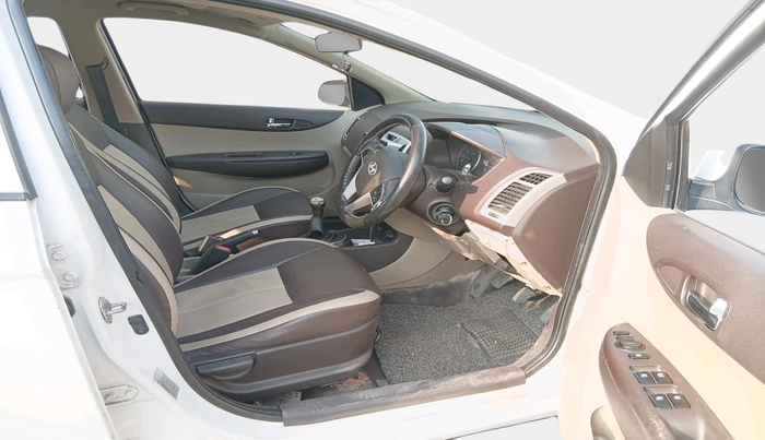 2011 Hyundai i20 SPORTZ 1.2, Petrol, Manual, 1,10,237 km, interior