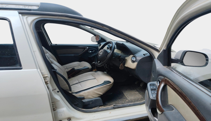 2013 Renault Duster 110 PS RXZ DIESEL, Diesel, Manual, 1,32,136 km, interior