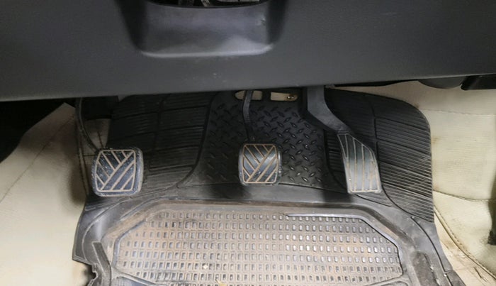 2011 Maruti Swift Dzire LXI, Petrol, Manual, 1,28,244 km, interior