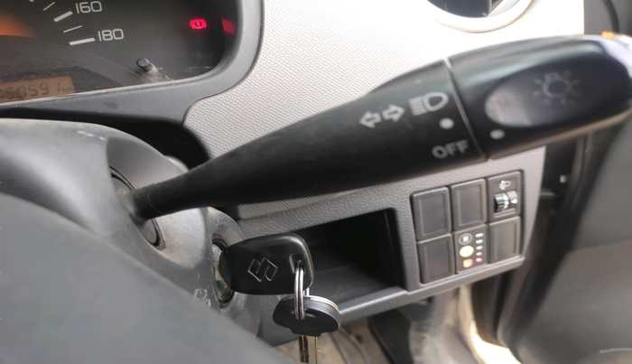 2011 Maruti Wagon R 1.0 LXI CNG, Petrol, Manual, 1,50,591 km, interior