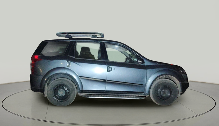 2014 Mahindra XUV500 W6, Diesel, Manual, 1,65,388 km, exterior