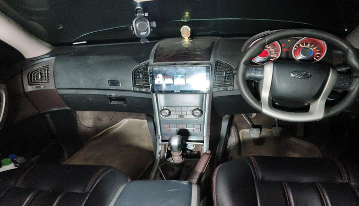 2014 Mahindra XUV500 W6, Diesel, Manual, 1,65,388 km, interior