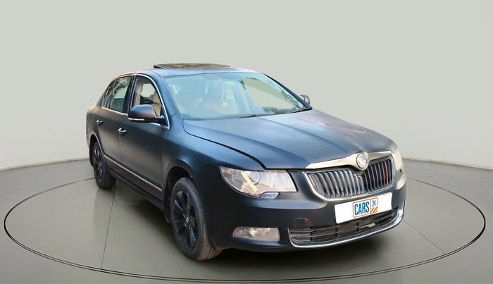 2011 Skoda Superb ELEGANCE 1.8 TSI AT, Petrol, Automatic, 1,54,454 km, exterior