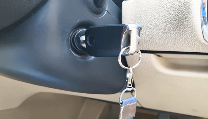 2011 Skoda Superb ELEGANCE 1.8 TSI AT, Petrol, Automatic, 1,54,454 km, interior