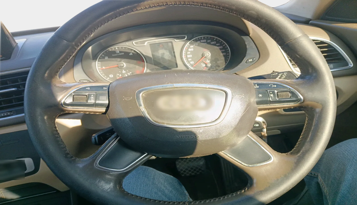 2013 Audi Q3 2.0 QUATTRO TDI AT, Diesel, Automatic, 1,07,073 km, interior