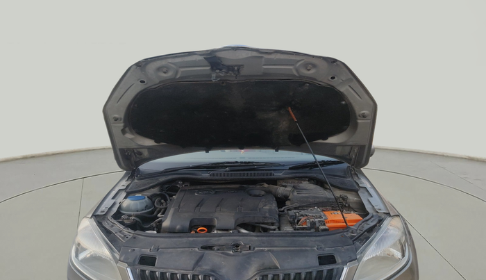 2012 Skoda Rapid ELEGANCE 1.6 TDI CR MT, Diesel, Manual, 2,04,247 km, exterior