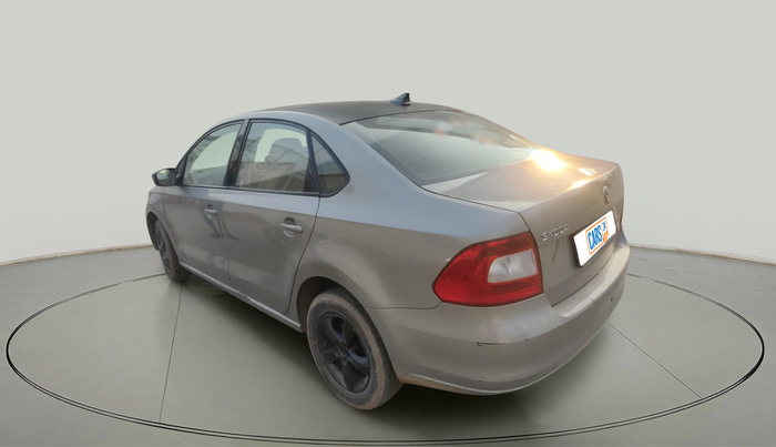 2012 Skoda Rapid ELEGANCE 1.6 TDI CR MT, Diesel, Manual, 2,04,247 km, exterior