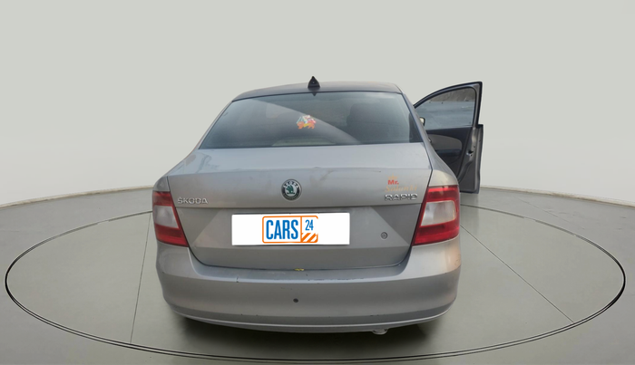 2012 Skoda Rapid ELEGANCE 1.6 TDI CR MT, Diesel, Manual, 2,04,247 km, exterior