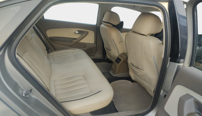 2012 Skoda Rapid ELEGANCE 1.6 TDI CR MT, Diesel, Manual, 2,04,247 km, interior