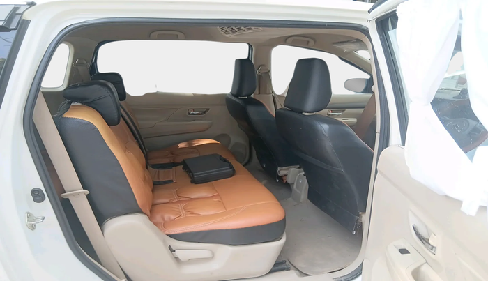 2023 Maruti Ertiga   VXI (O) CNG, Petrol, Manual, 52,663 km, interior