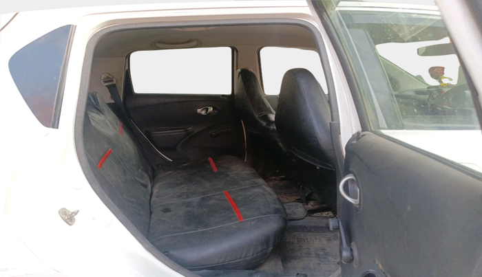 2018 Datsun Go T, CNG, Manual, 82,005 km, interior