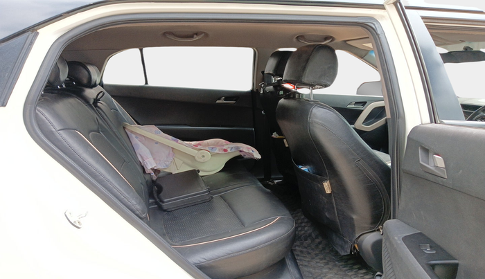 2015 Hyundai Creta SX PLUS AT 1.6 DIESEL, Diesel, Automatic, 1,03,733 km, interior