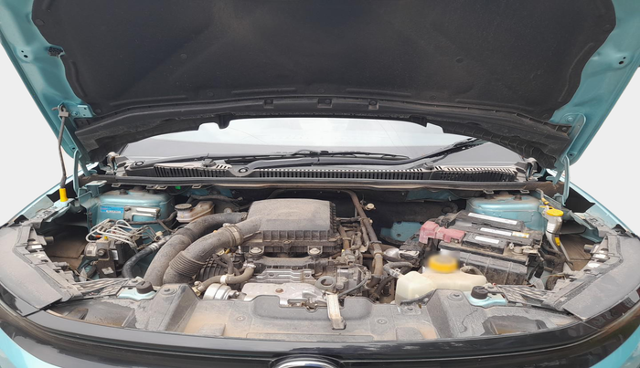 2024 Tata NEXON CREATIVE + SUNROOF DUAL TONE 1.2 PETROL, Petrol, Manual, 7,981 km, exterior