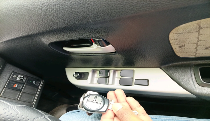 2014 Maruti Wagon R 1.0 VXI, Petrol, Manual, 1,08,955 km, interior