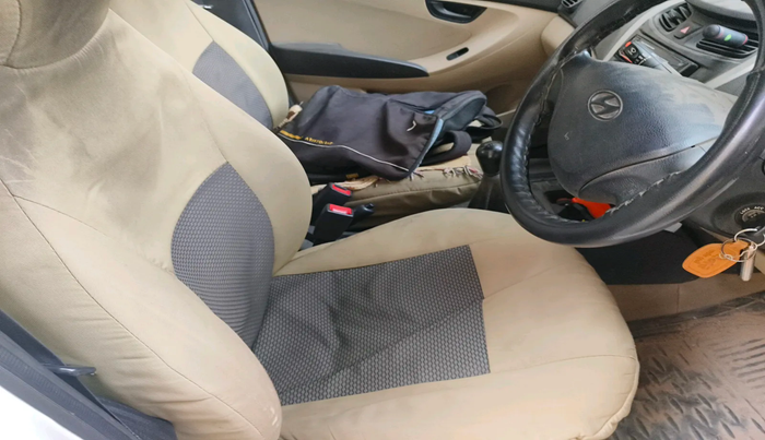 2016 Hyundai Eon ERA +, Petrol, Manual, 1,20,376 km, interior