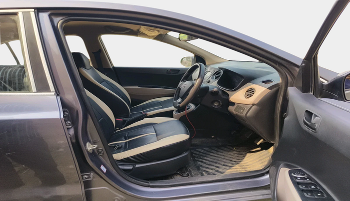 2018 Hyundai Xcent S 1.2, Petrol, Manual, 29,000 km, interior