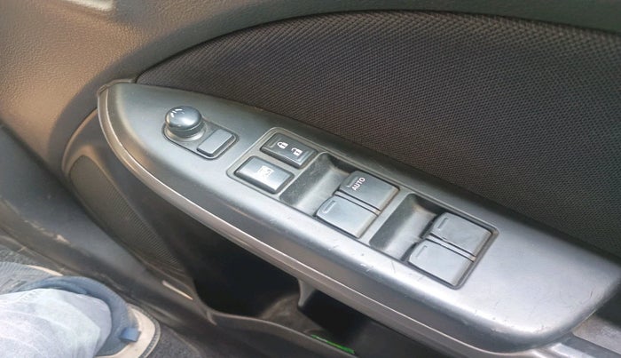 2020 Maruti Baleno ZETA PETROL 1.2, Petrol, Manual, 66,331 km, interior