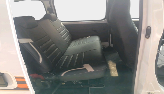 2017 Maruti Eeco 5 STR WITH A/C+HTR, Petrol, Manual, 1,02,813 km, interior