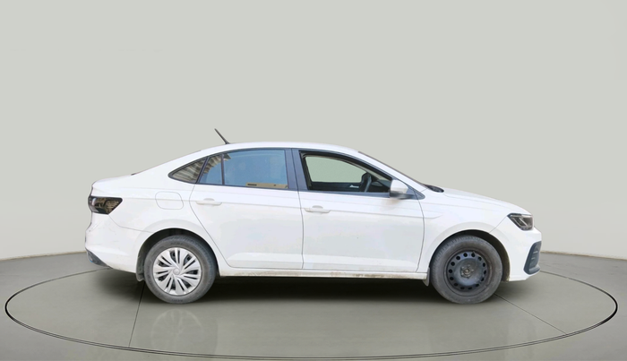 2022 Volkswagen VIRTUS COMFORTLINE TSI 1.0 MT, Petrol, Manual, 33,069 km, exterior