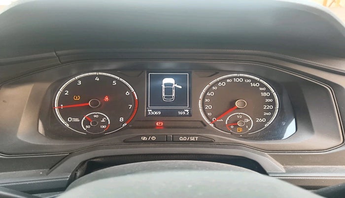 2022 Volkswagen VIRTUS COMFORTLINE TSI 1.0 MT, Petrol, Manual, 33,069 km, interior