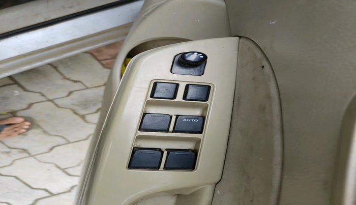 2012 Maruti Swift Dzire VXI, Petrol, Manual, 1,22,695 km, interior