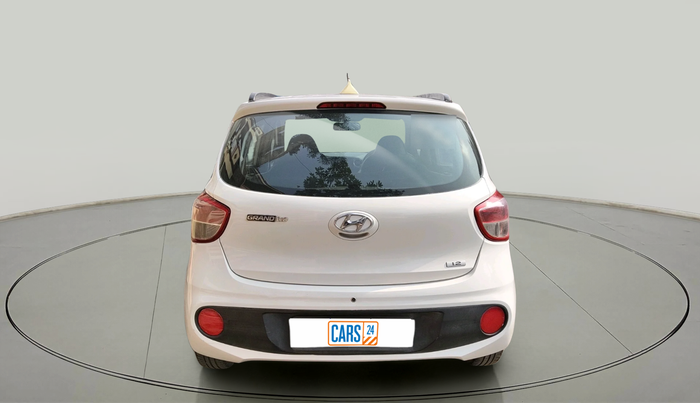 2017 Hyundai Grand i10 MAGNA 1.2 KAPPA VTVT, Petrol, Manual, 75,786 km, exterior