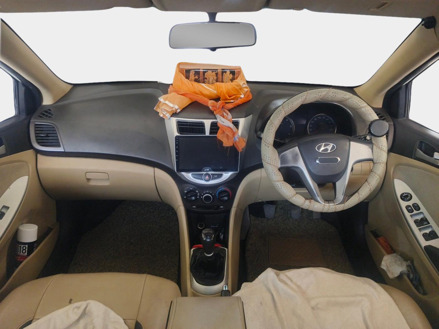 2012 Hyundai Verna FLUIDIC 1.4 CRDI, Diesel, Manual, 1,44,737 km, interior