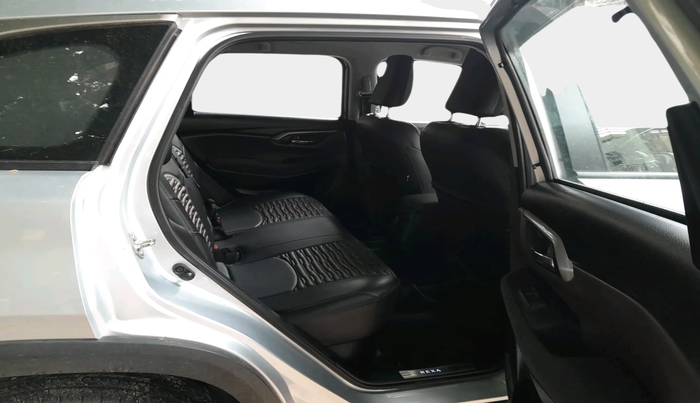 2023 Maruti Grand Vitara SIGMA SMART HYBRID, Petrol, Manual, 10,137 km, interior