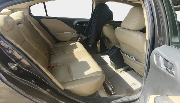 2015 Honda City 1.5L I-DTEC VX, Diesel, Manual, 90,346 km, interior