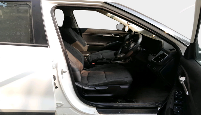 2020 KIA SELTOS HTK PLUS 1.5 DIESEL, Diesel, Manual, 1,46,063 km, interior