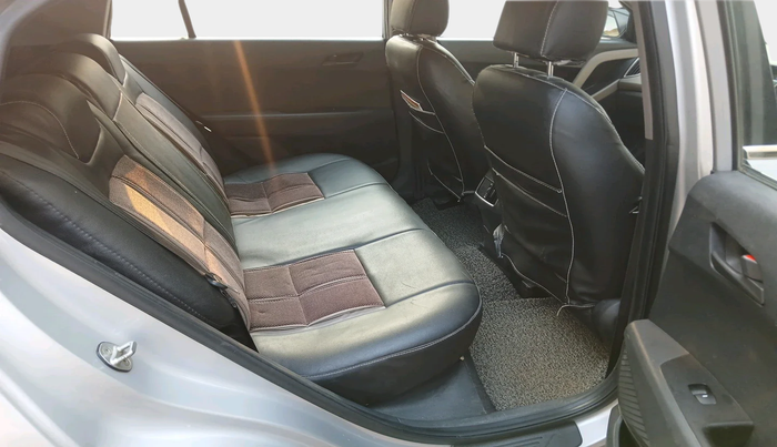 2017 Hyundai Creta E PLUS 1.6 PETROL, Petrol, Manual, 1,04,708 km, interior