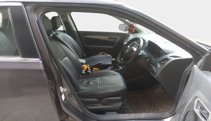 2016 Maruti Vitara Brezza ZDI PLUS, Diesel, Manual, 45,466 km, interior