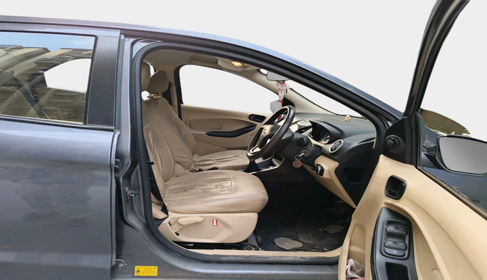 2018 Ford Figo Aspire TITANIUM 1.2 PETROL, Petrol, Manual, 94,437 km, interior