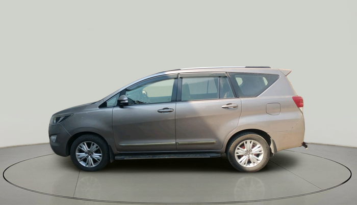 2016 Toyota Innova Crysta 2.4 GX 7 STR, Diesel, Manual, 1,64,208 km, exterior