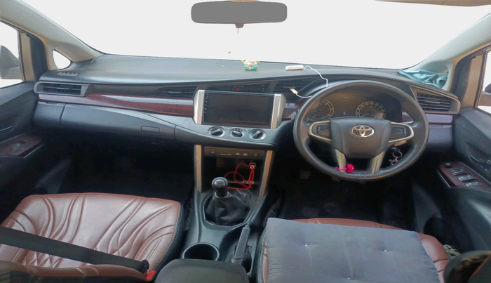 2016 Toyota Innova Crysta 2.4 GX 7 STR, Diesel, Manual, 1,64,208 km, interior