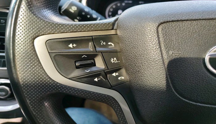 2021 Tata Harrier XZA PLUS 2.0L, Diesel, Automatic, 71,951 km, interior