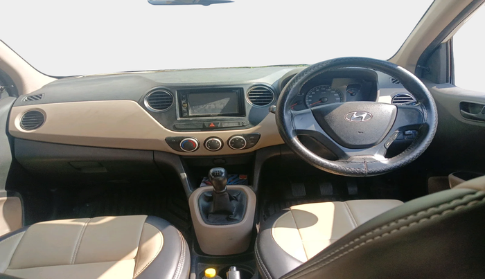 2015 Hyundai Xcent BASE 1.2, Petrol, Manual, 1,10,496 km, interior