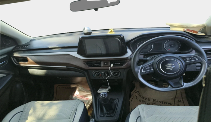 2022 Maruti BREZZA LXI SMART HYBRID, Petrol, Manual, 3,984 km, interior