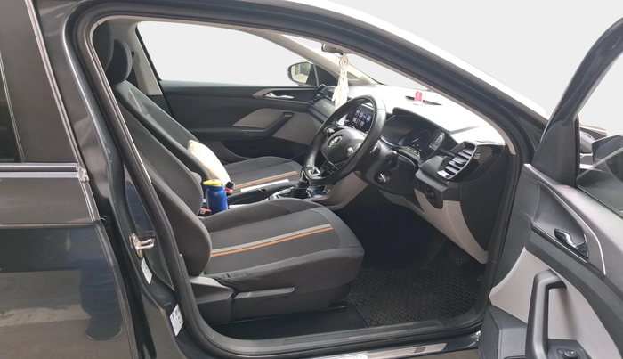 2022 Skoda KUSHAQ AMBITION 1.0L TSI AT, Petrol, Automatic, 19,409 km, interior