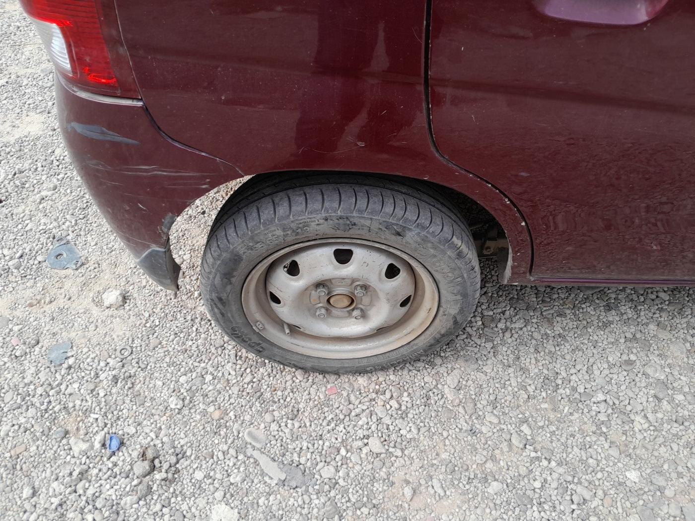 2012 Maruti Alto K10 LXI, Petrol, Manual, 85,715 km, tyre