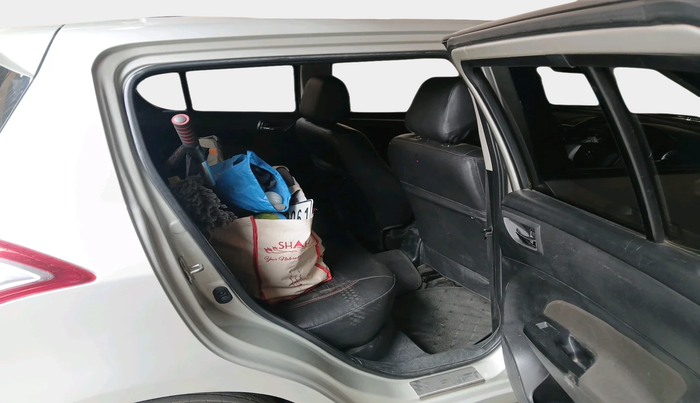 2016 Maruti Swift VDI, Diesel, Manual, 1,58,881 km, interior