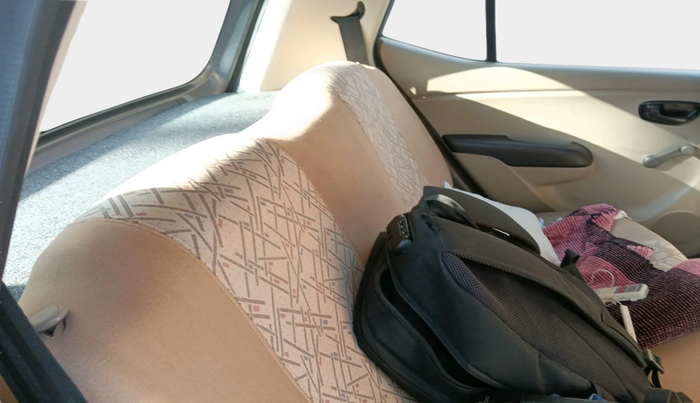 2013 Hyundai i10 D LITE 1.1, Petrol, Manual, 68,306 km, interior