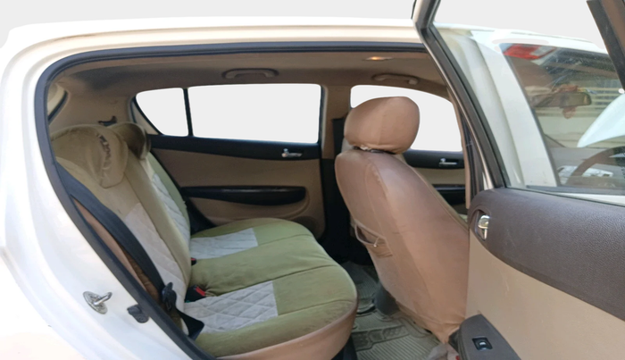 2011 Hyundai i20 MAGNA 1.2, Petrol, Manual, 69,591 km, interior